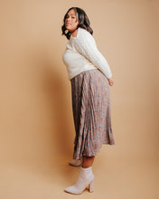 Load image into Gallery viewer, Long Printed Skirt - Shopsurgeclothing