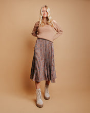 Load image into Gallery viewer, Long Printed Skirt - Shopsurgeclothing